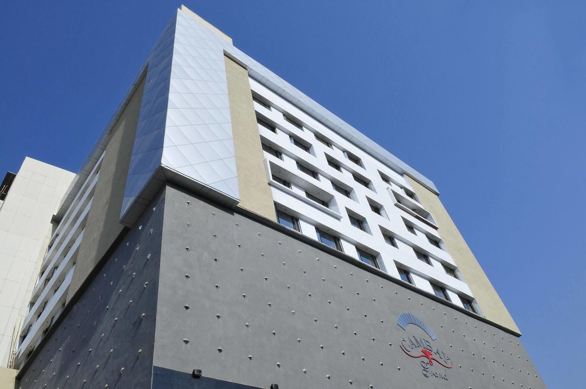 The Cambay Grand Hotel Ahmadábád Kültér fotó